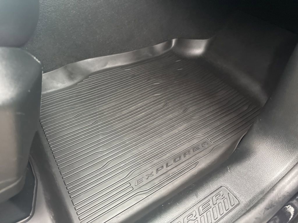 Certified 2023 Ford Explorer XLT w/ Equipment Group 202A image 45