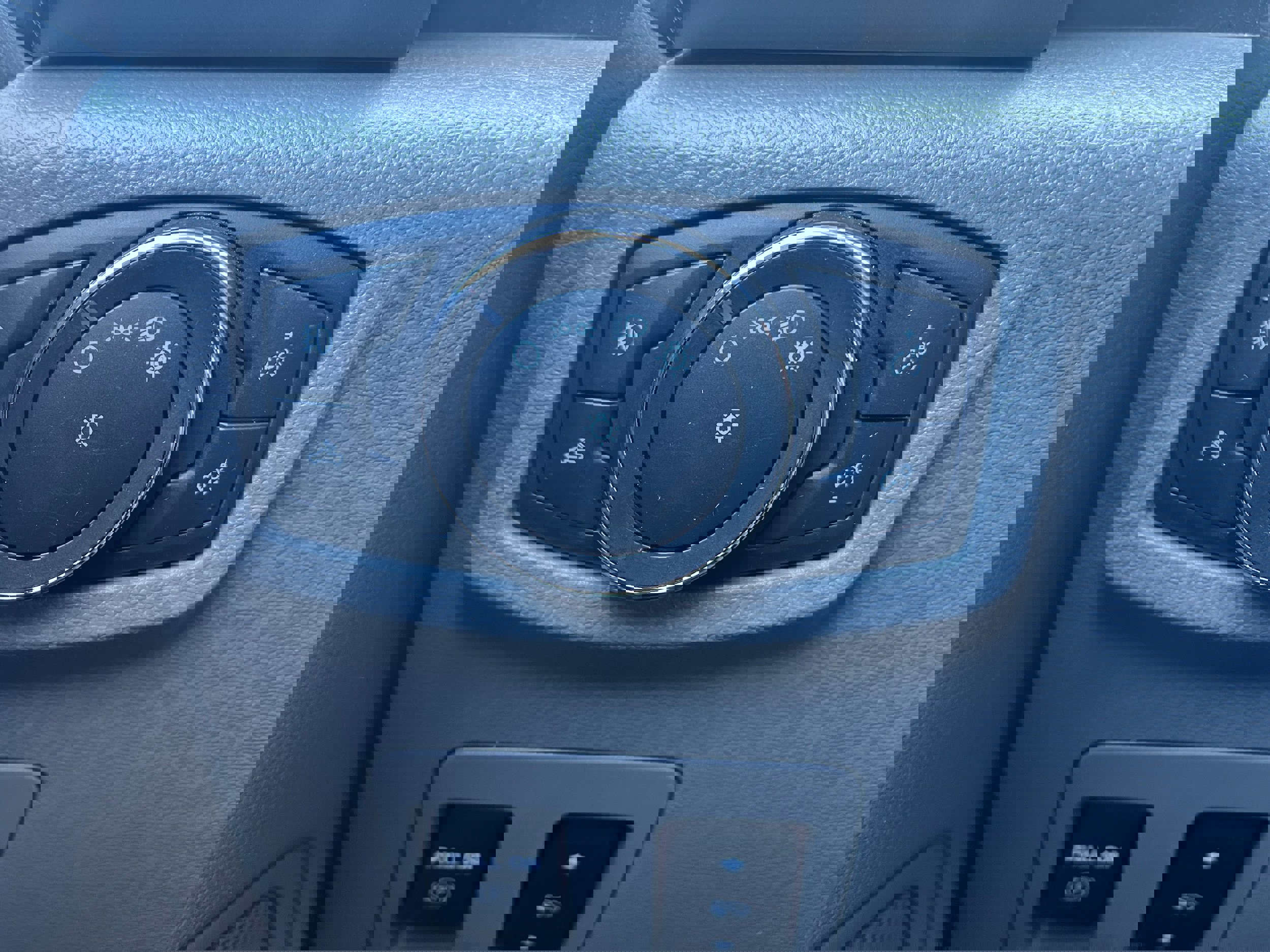 Certified 2020 Ford F150 XLT w/ Equipment Group 302A Luxury image 21