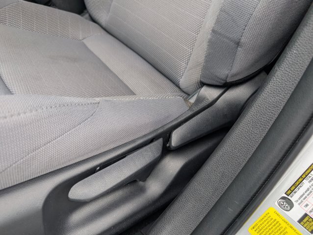 Used 2024 Toyota Corolla SE FWD image 9