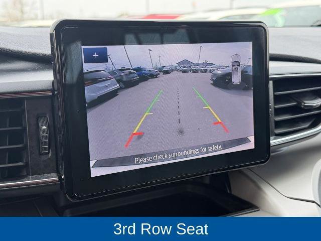 Certified 2022 Ford Explorer XLT w/ Equipment Group 202A image 10