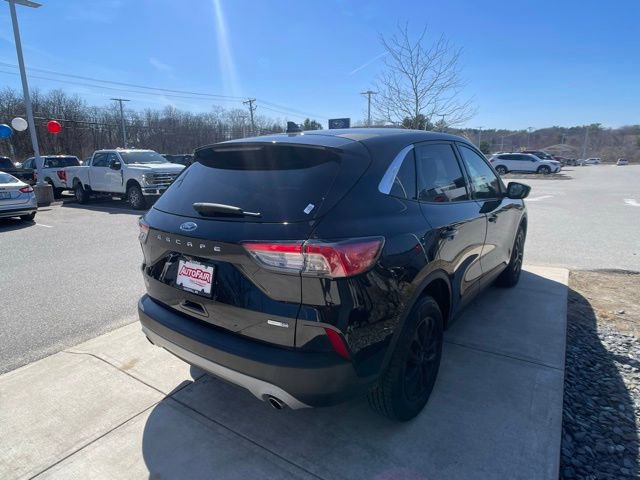 Certified 2020 Ford Escape SE image 8