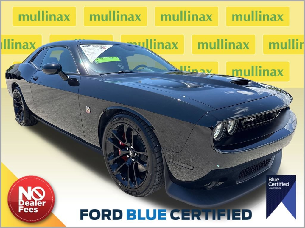 Used 2023 Dodge Challenger R/T Scat Pack RWD image 1