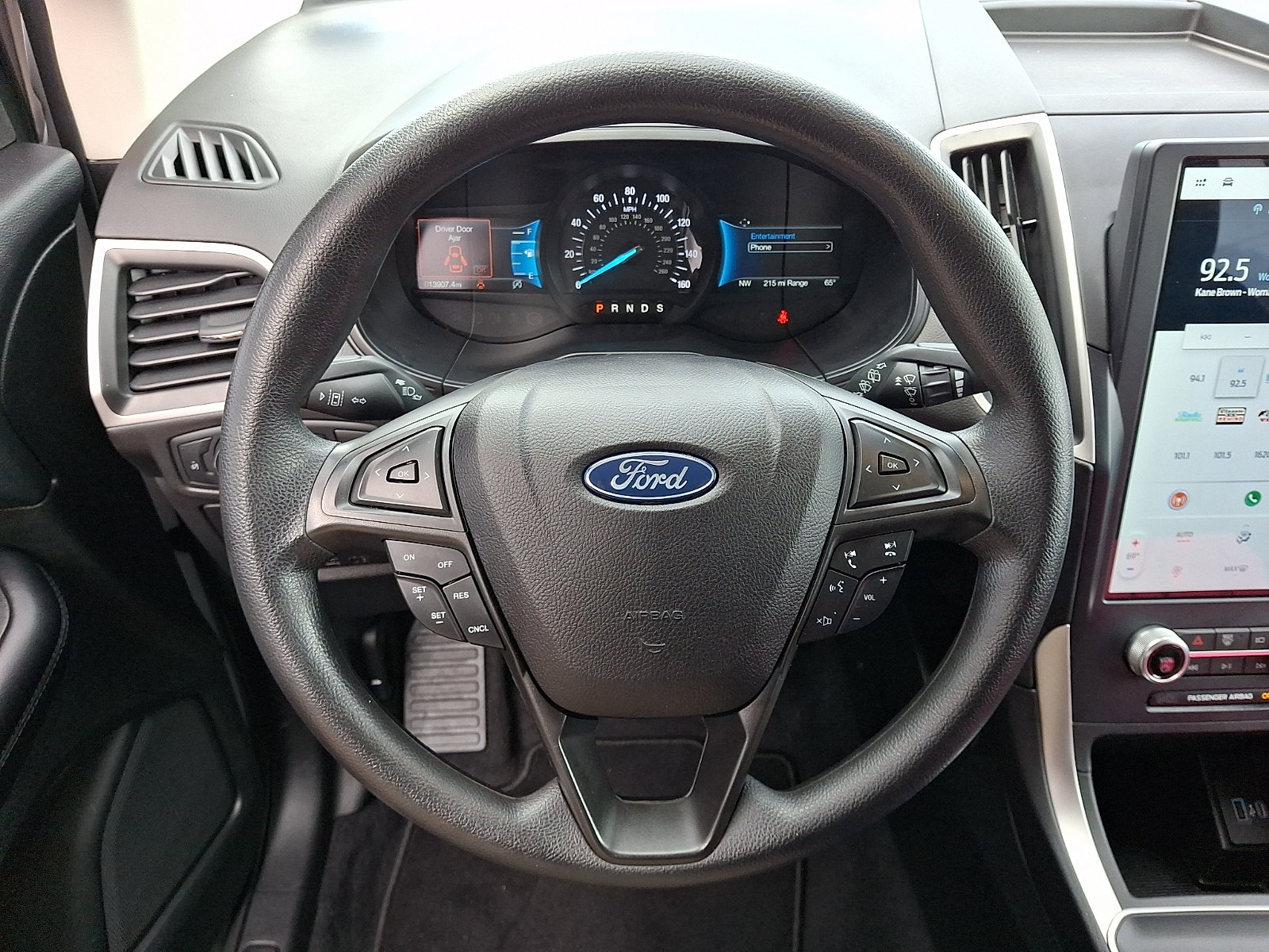 Certified 2022 Ford Edge SE w/ Black Appearance Package AWD/4WD image 21