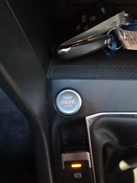 Used 2022 Volkswagen Taos SE image 31