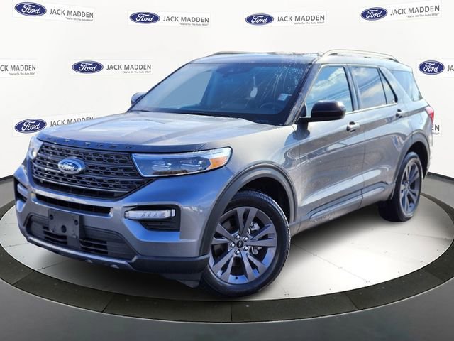 Certified 2023 Ford Explorer XLT w/ Equipment Group 202A image 7