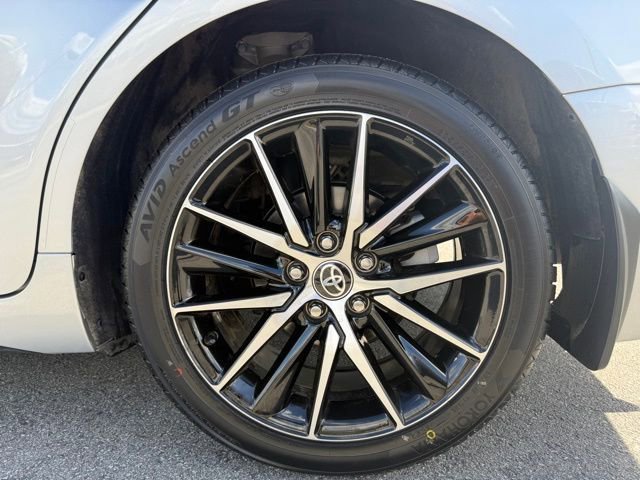 Used 2023 Toyota Camry SE image 9