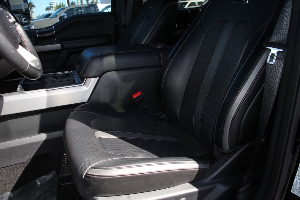 Certified 2018 Ford F250 Platinum w/ Platinum Ultimate Package AWD/4WD image 22