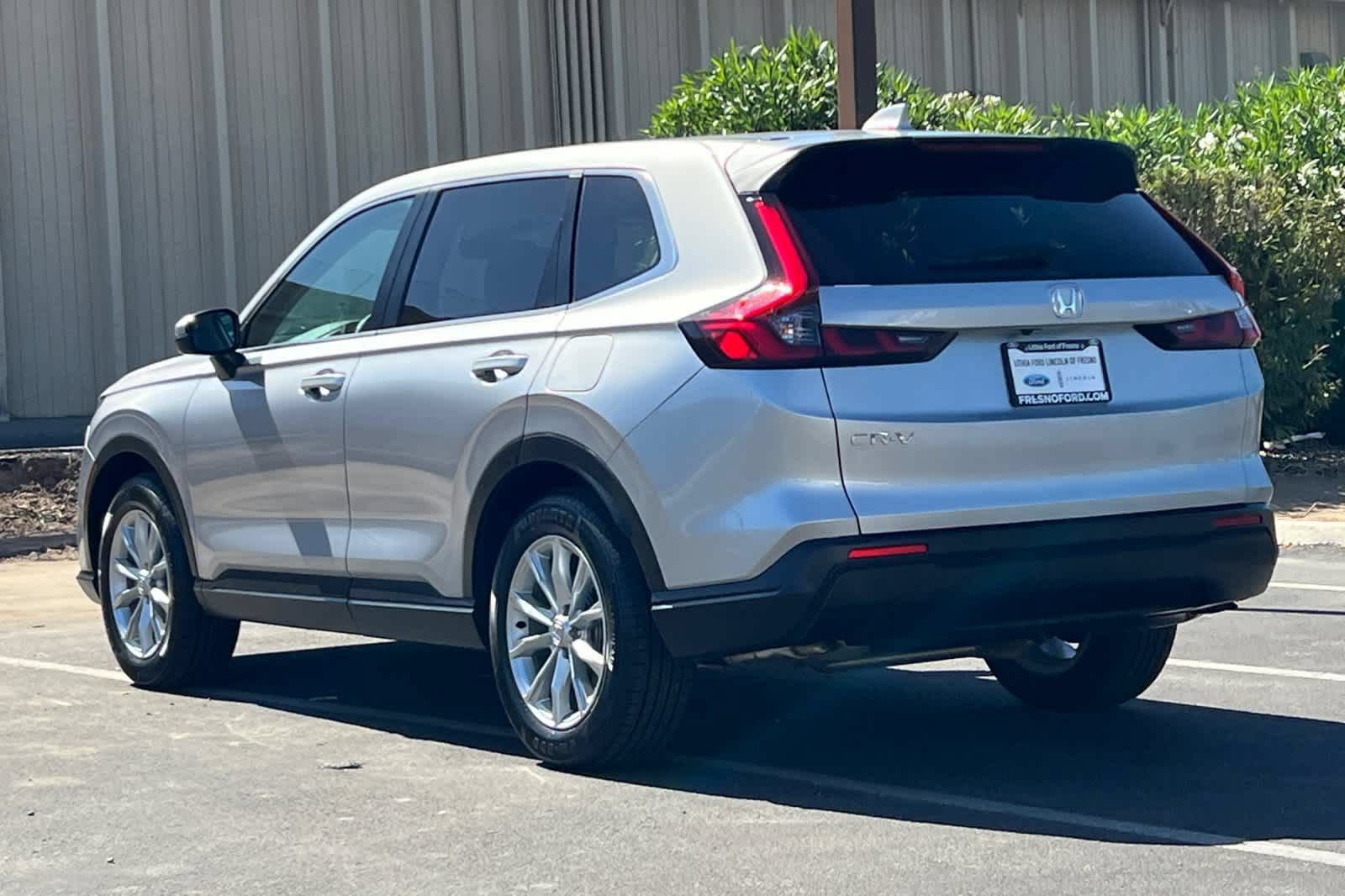 Used 2025 Honda CR-V EX-L image 7