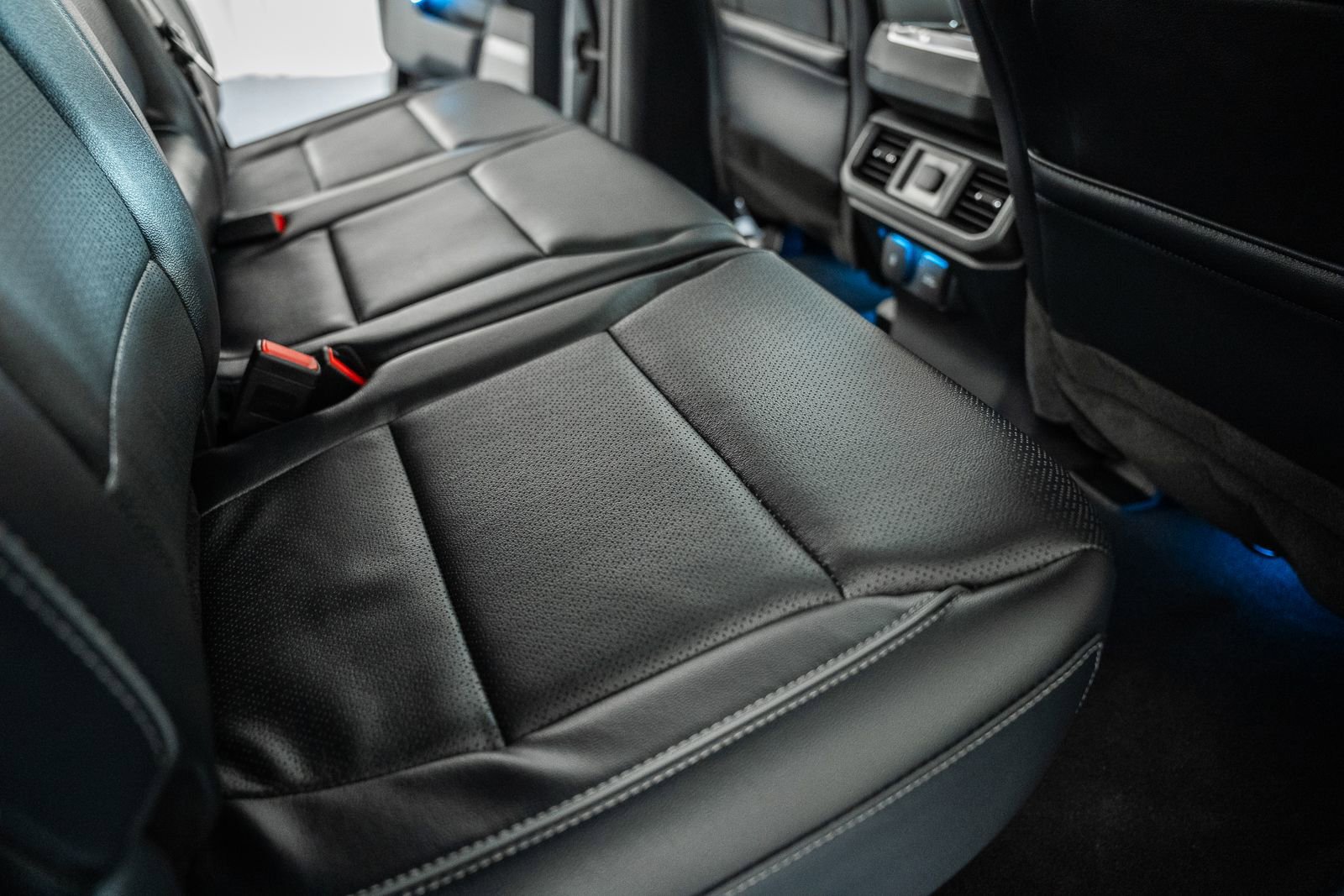 Certified 2024 Ford F150 Lariat image 40