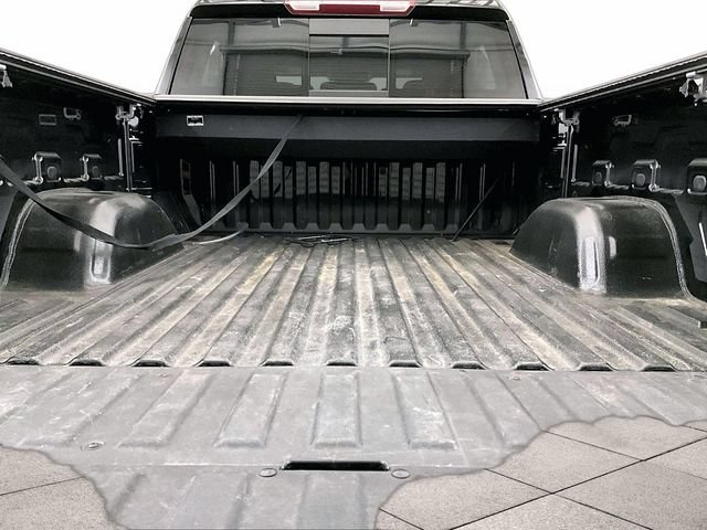 Used 2023 GMC Sierra 1500 Elevation w/ Preferred Package AWD/4WD image 32