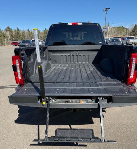 Certified 2025 Ford F350 Lariat w/ Lariat Ultimate Package AWD/4WD image 5