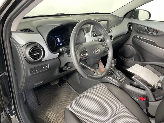 Used 2021 Hyundai Kona SEL AWD/4WD image 3