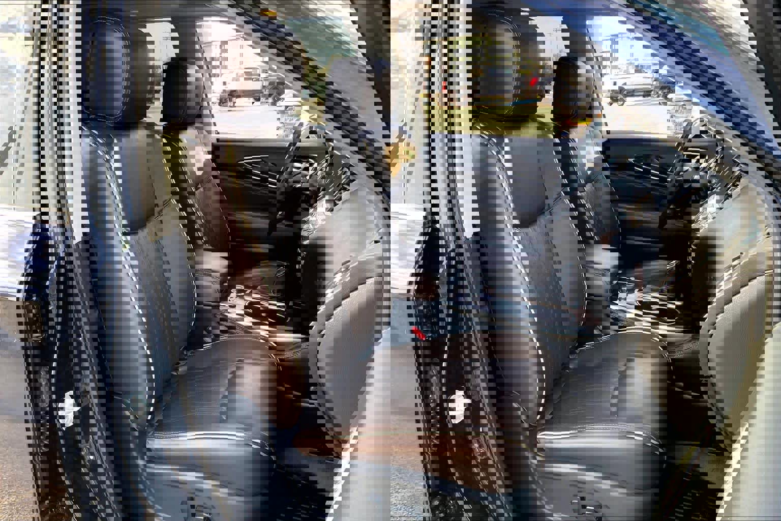 Used 2019 INFINITI QX60 Luxe w/ Sensory Package image 8