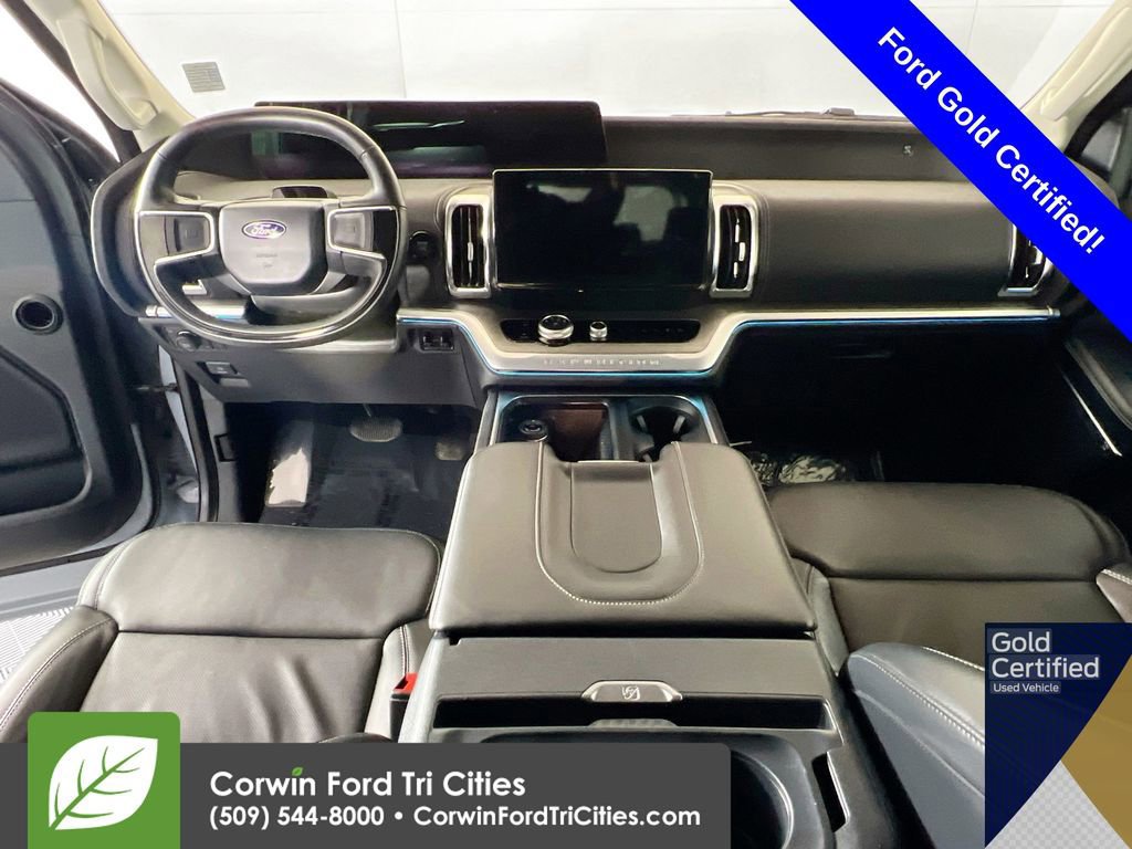 Certified 2025 Ford Expedition Max Platinum image 11