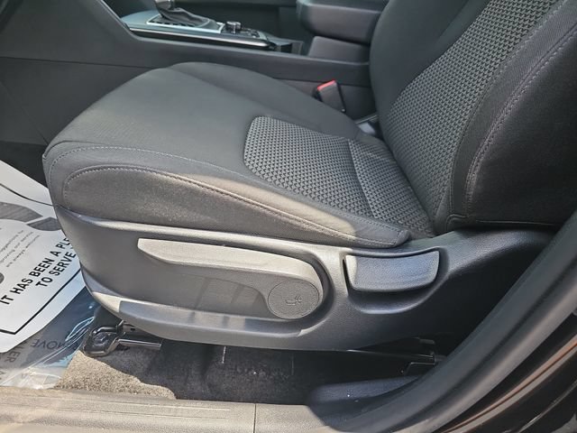 Used 2024 Kia Sportage LX FWD image 16
