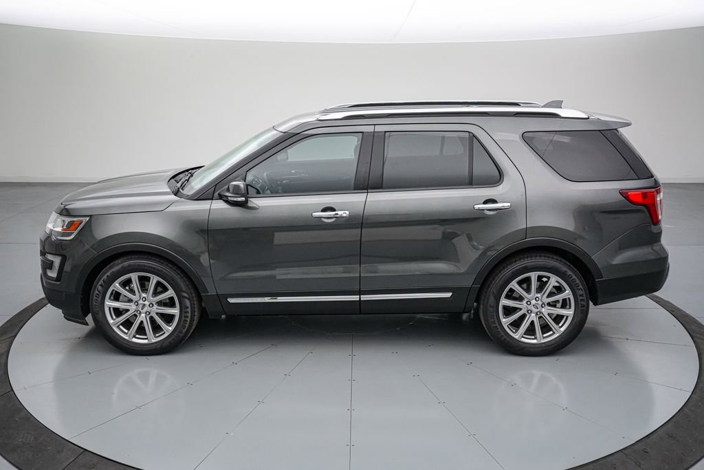 Certified 2017 Ford Explorer Limited image 7