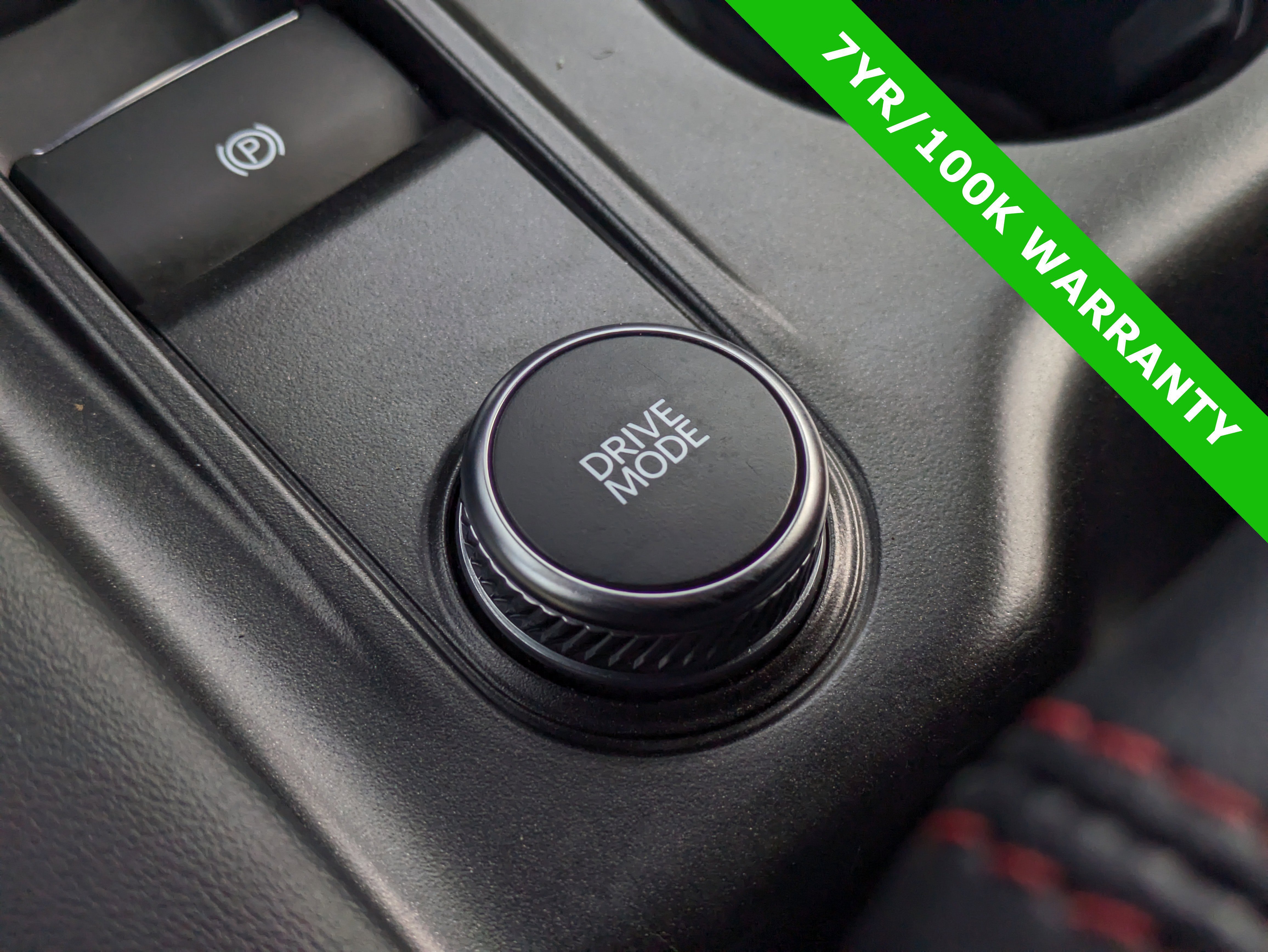 Certified 2025 Ford Explorer ST-Line w/ ST-Line Street Pack image 33