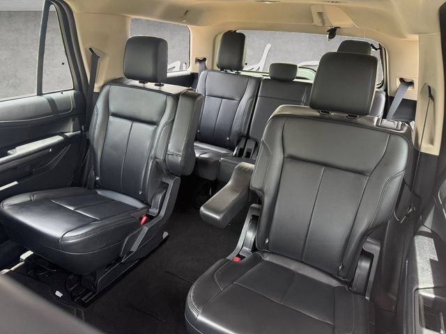 Certified 2024 Ford Expedition XLT RWD image 23