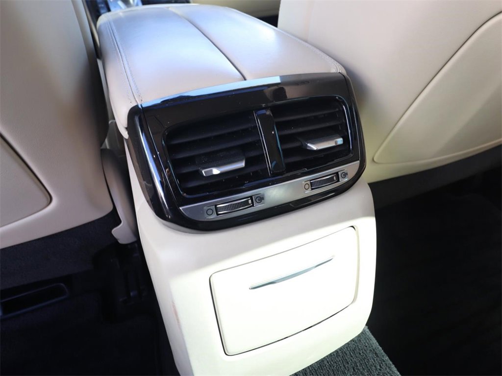 Used 2019 Genesis G90 5.0 Ultimate image 14