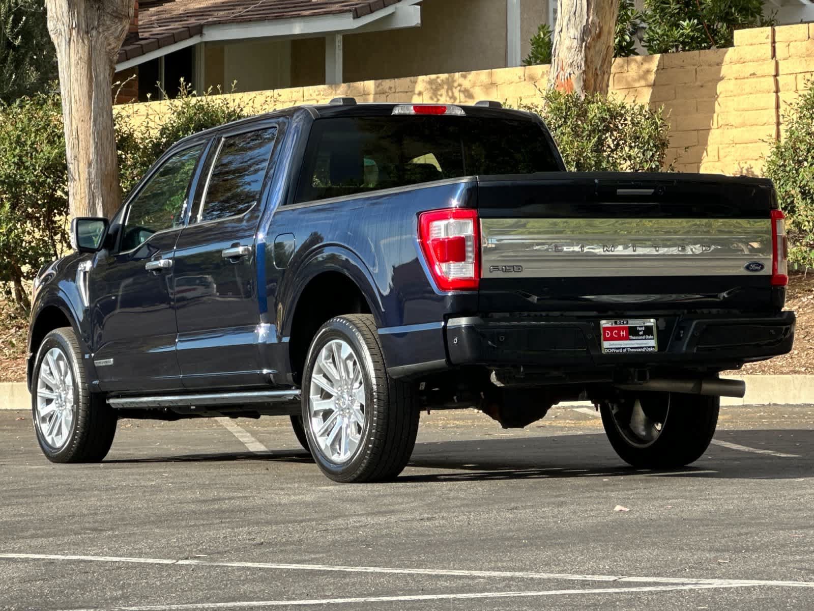 Certified 2023 Ford F150 Limited AWD/4WD image 6