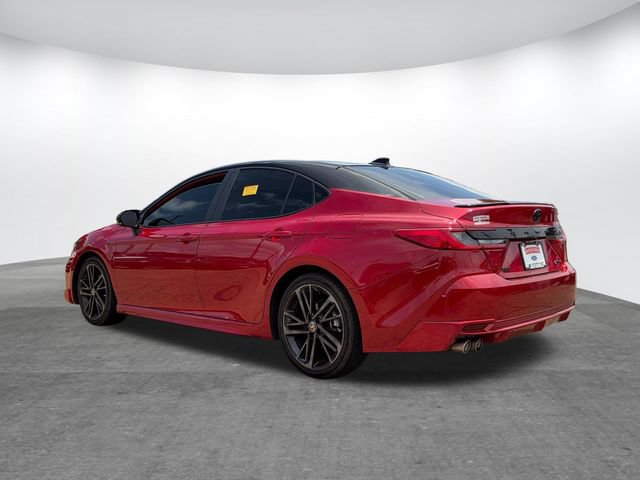 Used 2025 Toyota Camry XSE FWD image 6