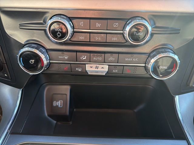 Certified 2022 Ford F150 XLT w/ Equipment Group 302A High image 36