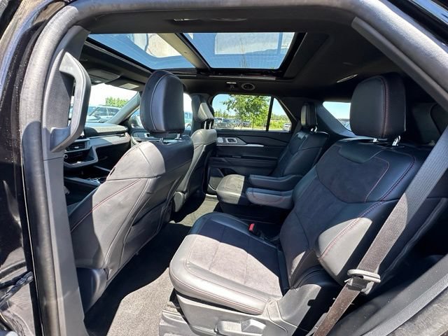 Certified 2025 Ford Explorer ST AWD/4WD image 21