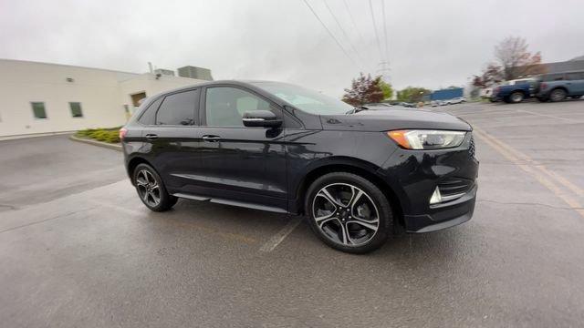 Certified 2020 Ford Edge ST w/ Cold Weather Package AWD/4WD image 2