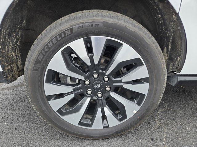 Certified 2025 Ford Expedition Max Platinum w/ Driver's Package AWD/4WD image 49