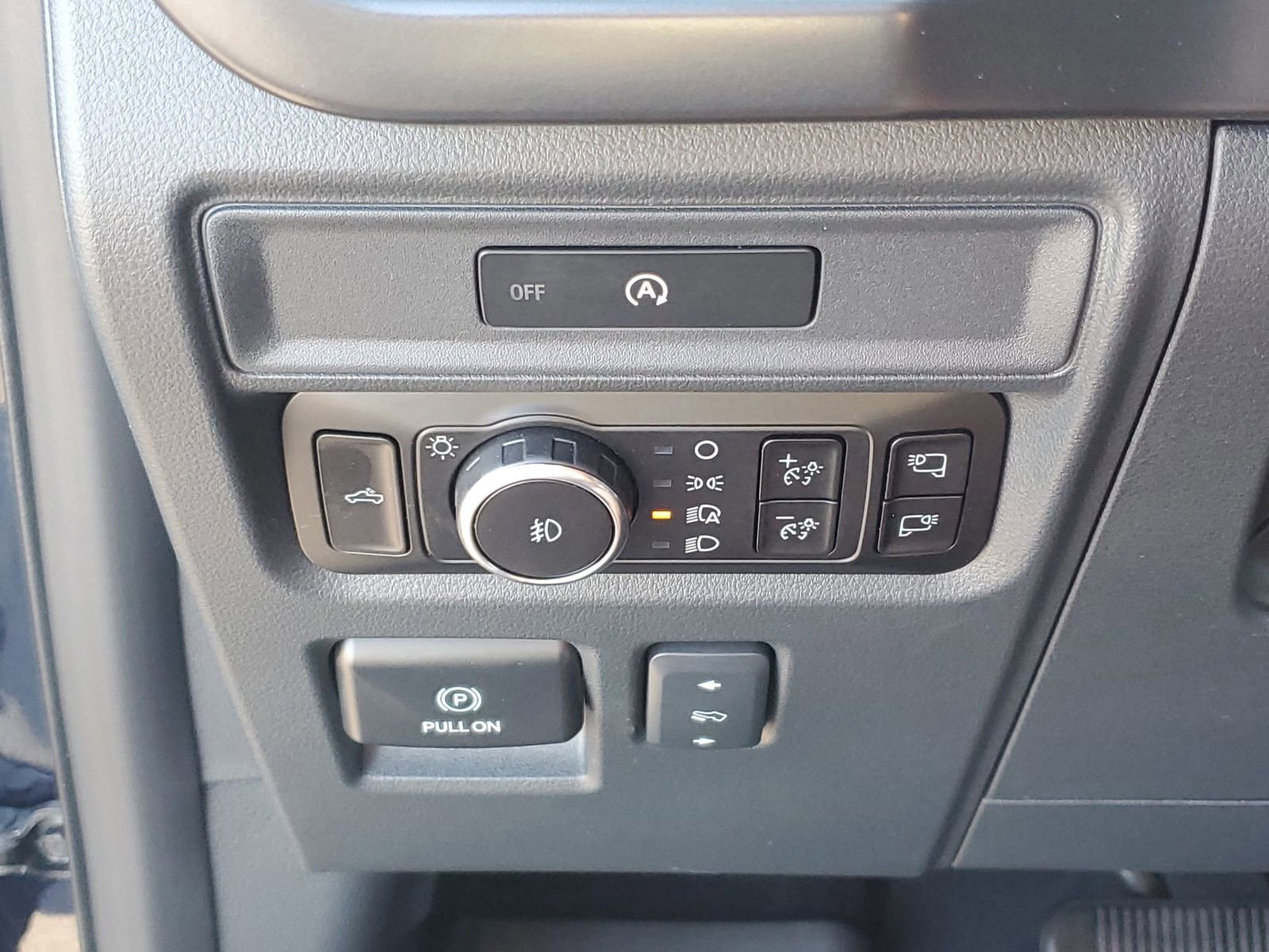 Certified 2025 Ford F150 Tremor w/ Tow/Haul Package AWD/4WD image 31