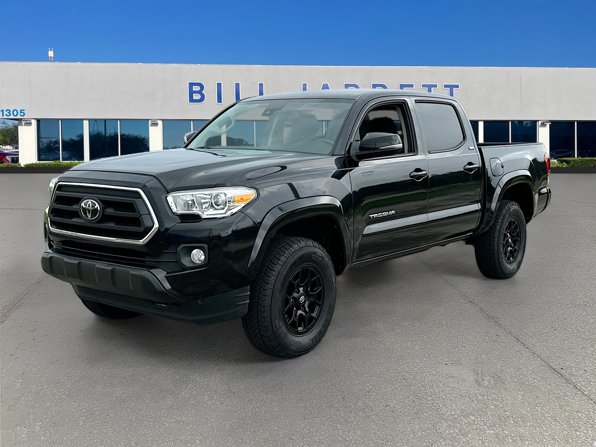 Used 2022 Toyota Tacoma SR5 w/ Technology Package RWD image 3