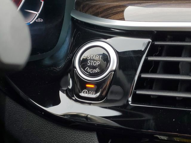 Used 2022 BMW 530i xDrive w/ M Sport Package image 23