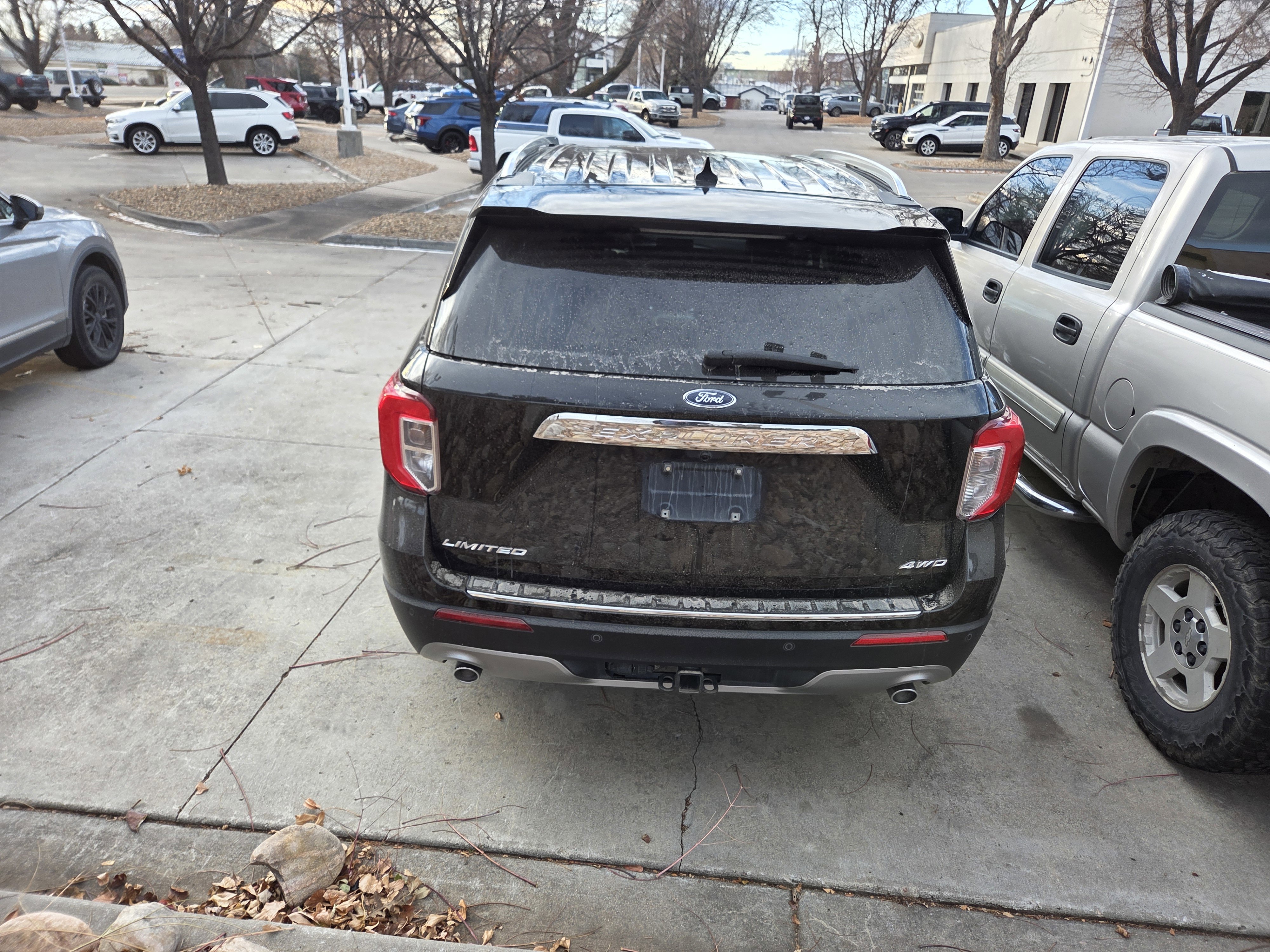 Certified 2021 Ford Explorer Limited w/ Equipment Group 301A image 6