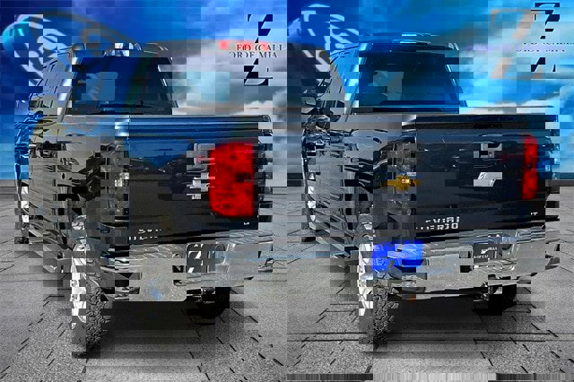 Used 2018 Chevrolet Silverado 1500 LT w/ All Star Edition image 11