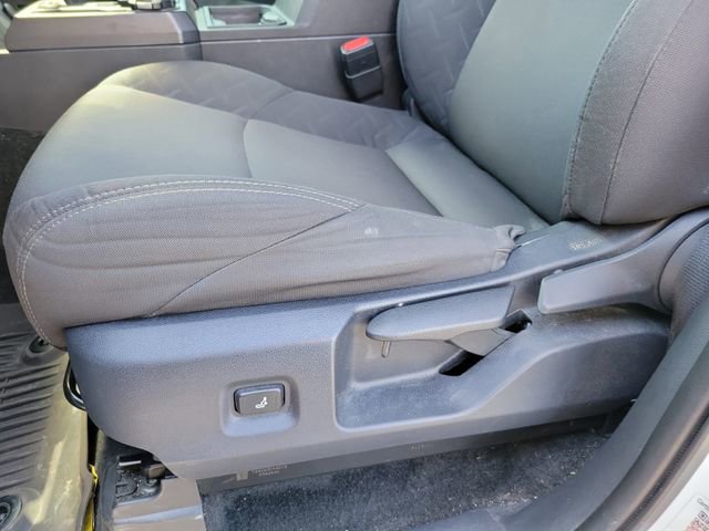 Used 2024 Toyota Tacoma SR AWD/4WD image 17