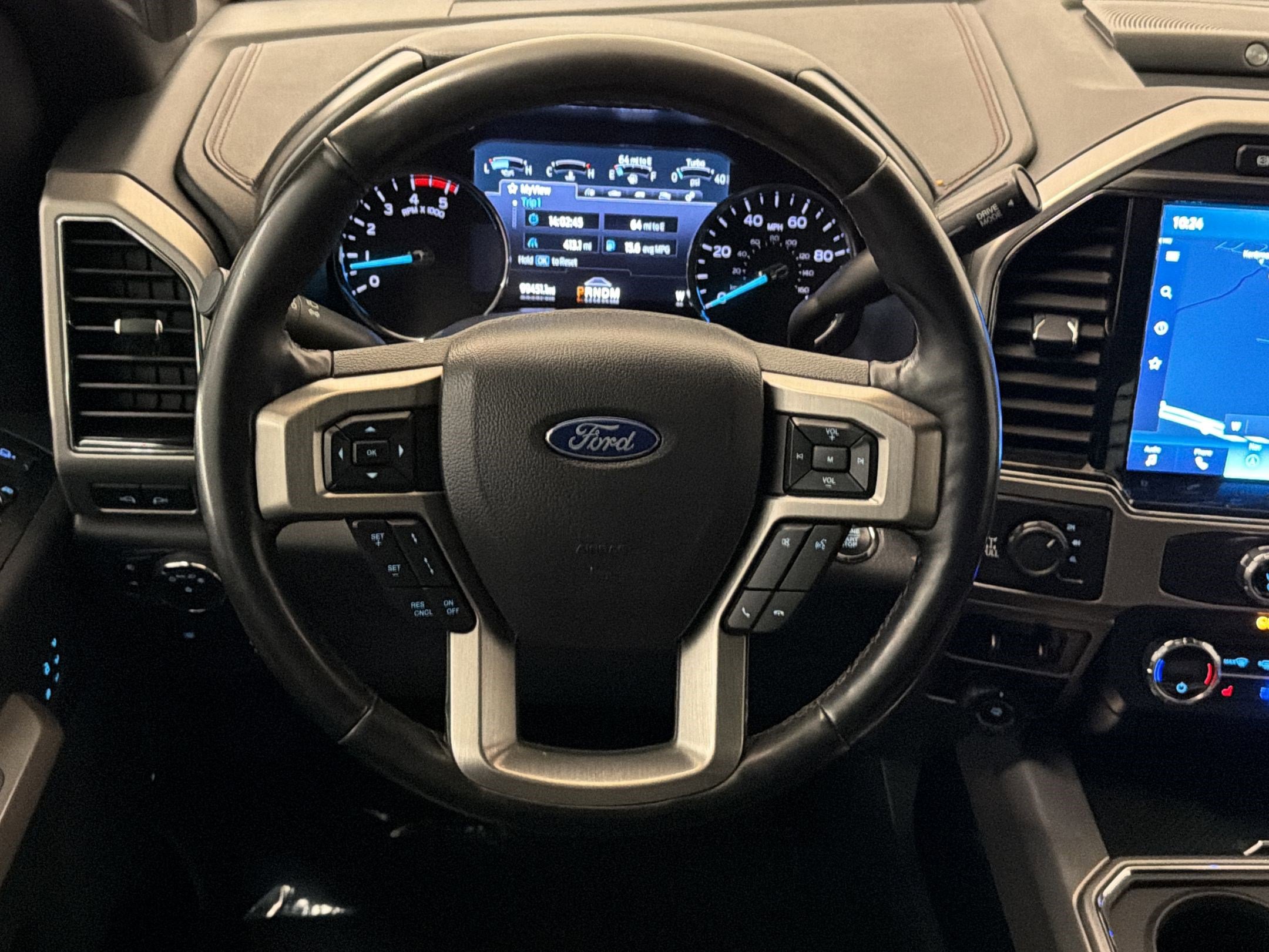 Certified 2022 Ford F250 Platinum w/ FX4 Off-Road Package image 14