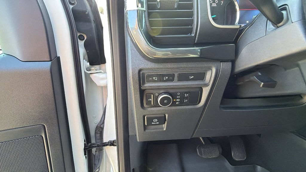 Certified 2022 Ford F150 XLT w/ Equipment Group 302A High AWD/4WD image 15
