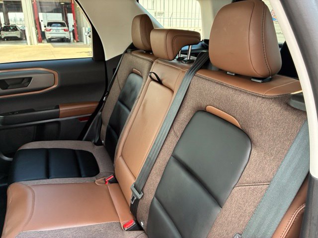 Certified 2025 Ford Bronco Sport Outer Banks w/ Outer Banks Tech Package+ AWD/4WD image 9