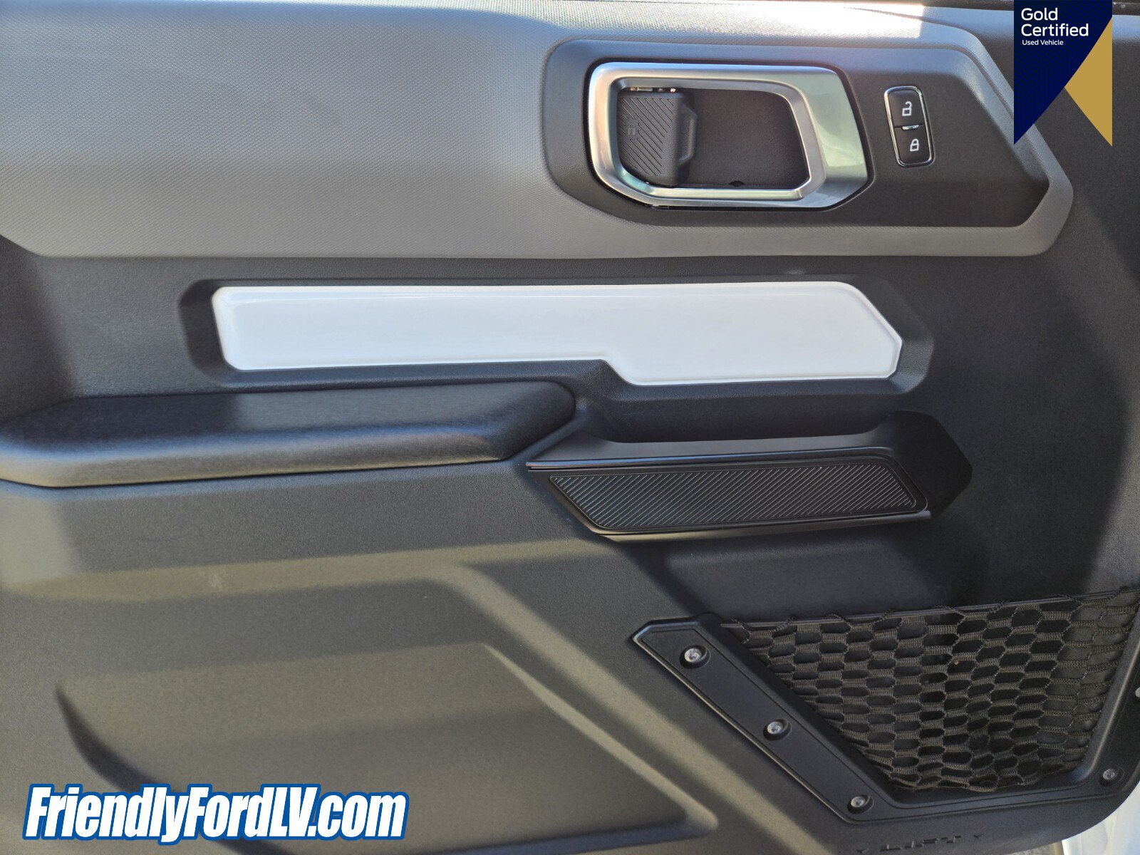 Certified 2024 Ford Bronco Black Diamond AWD/4WD image 19