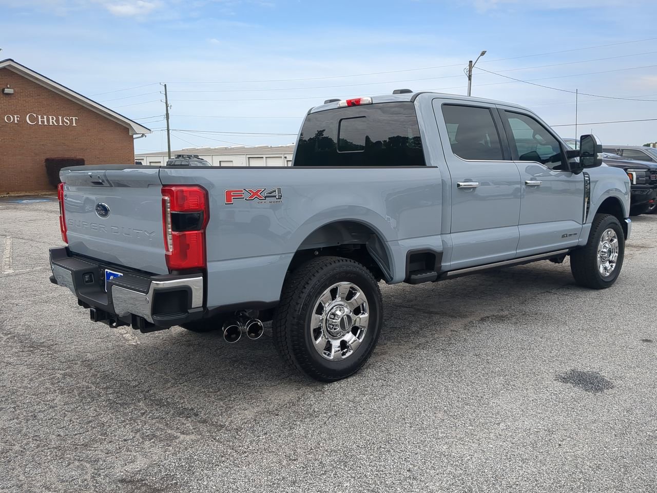 Certified 2025 Ford F250 Lariat w/ Lariat Ultimate Package AWD/4WD image 3