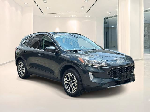 Certified 2022 Ford Escape SEL w/ Technology Package AWD/4WD image 1