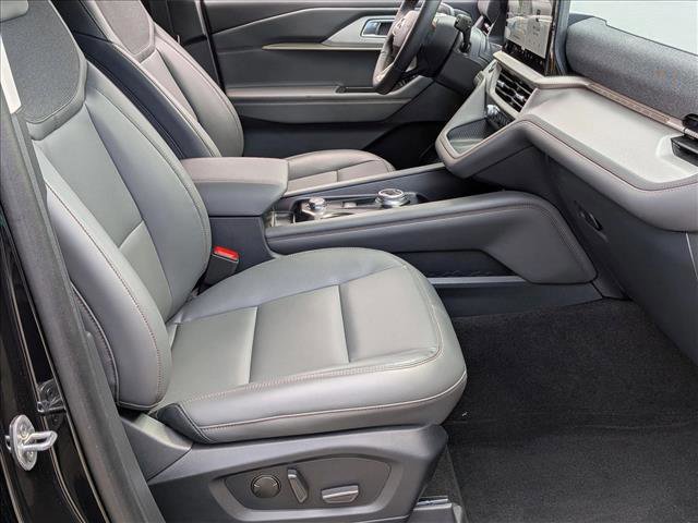 Certified 2026 Ford Explorer Active w/ Active Comfort Package RWD image 21