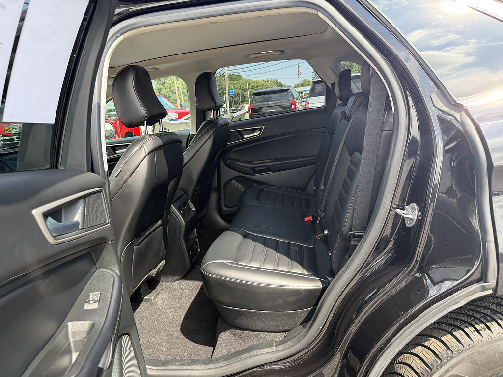 Certified 2023 Ford Edge SEL w/ Convenience Package AWD/4WD image 12