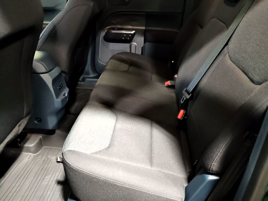 Certified 2025 Ford Maverick XL image 17