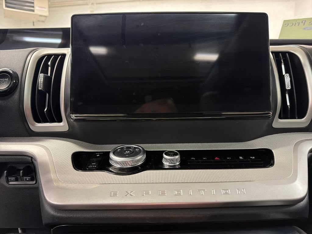 Certified 2025 Ford Expedition Active RWD image 25