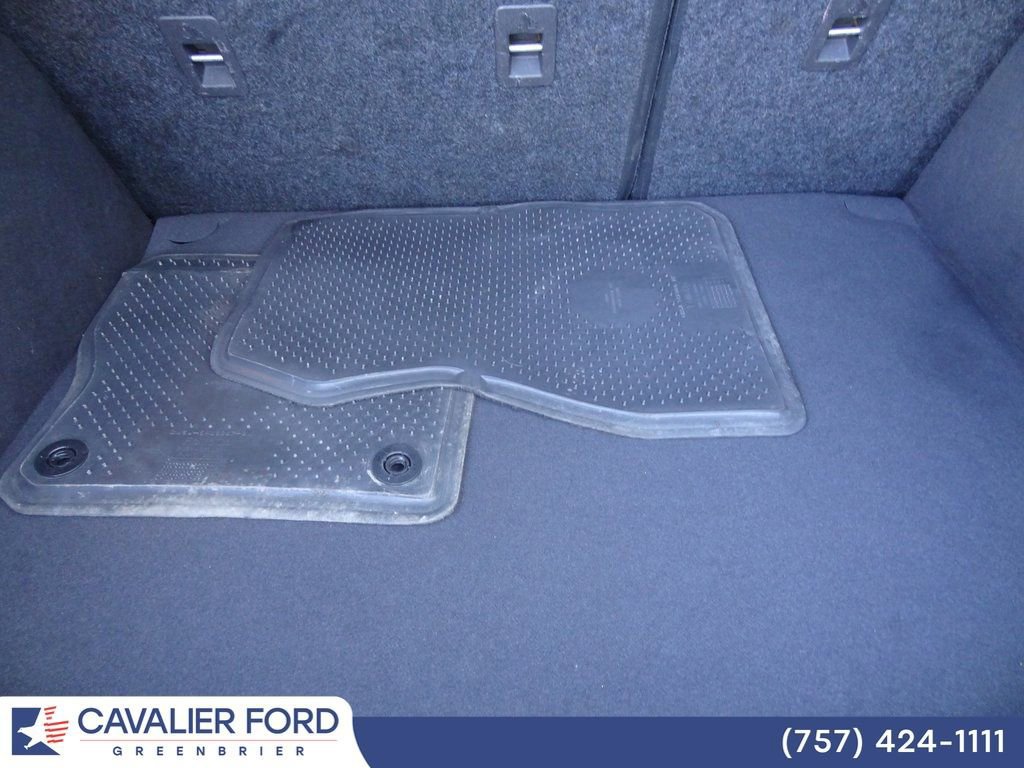 Certified 2018 Ford Focus SE image 11