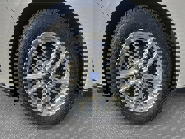 Certified 2018 Ford Focus SE image 9