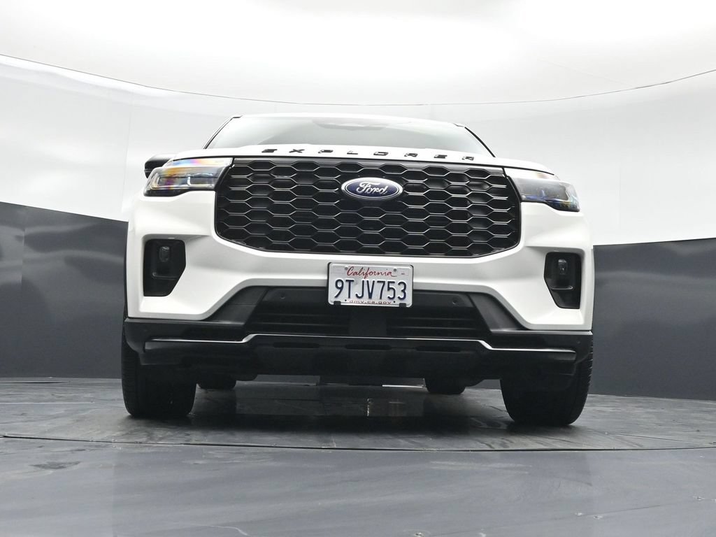 Certified 2025 Ford Explorer ST-Line w/ ST-Line Street Pack AWD/4WD image 42