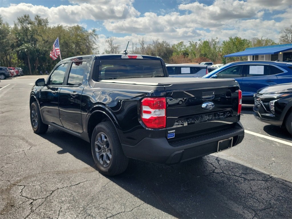 Certified 2022 Ford Maverick XLT image 3