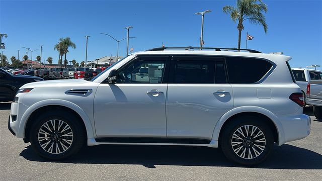 Used 2023 Nissan Armada SL w/ Midnight Edition Package AWD/4WD image 7